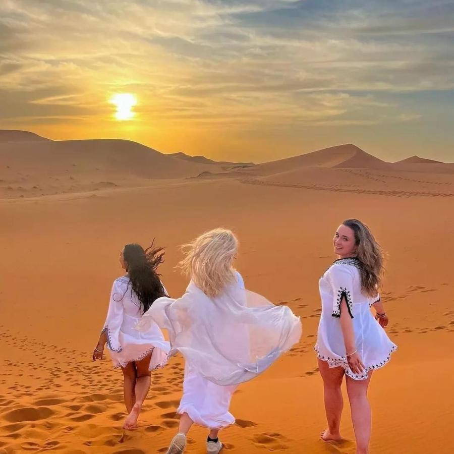Hotel Family Luxury Glamping Merzouga Exterior foto