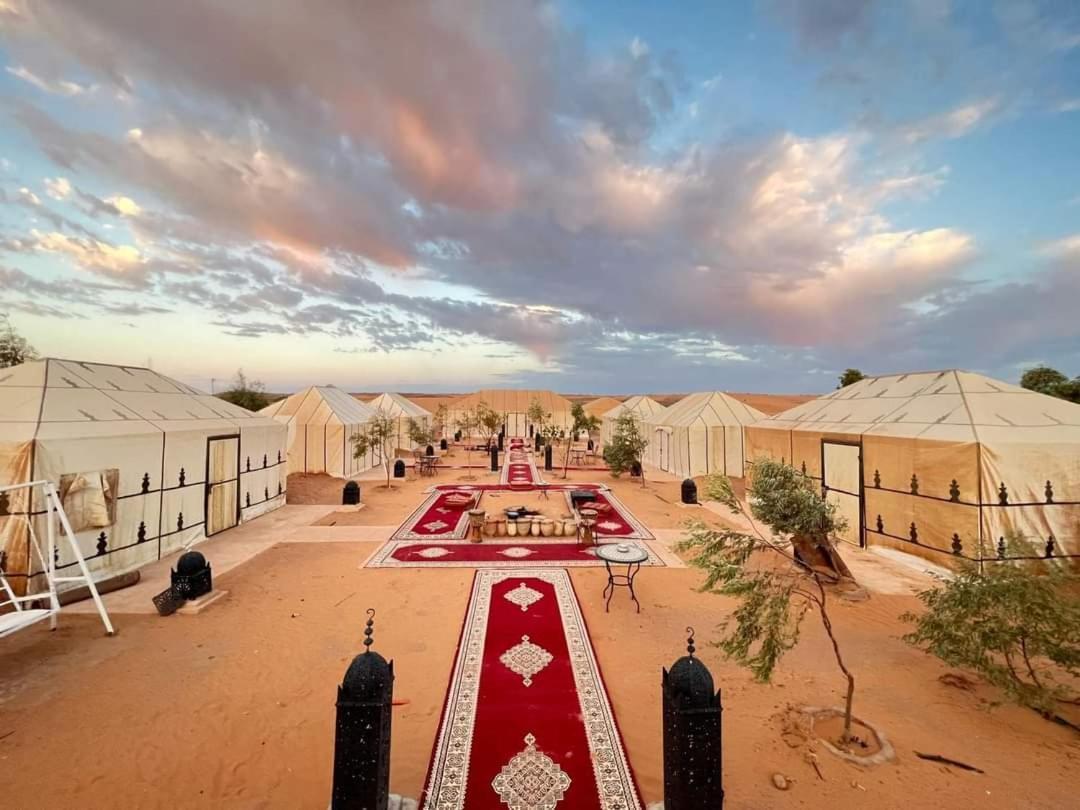 Hotel Family Luxury Glamping Merzouga Exterior foto